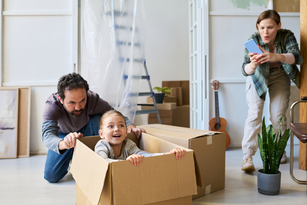 Új otthon, új kezdet: érdemes újjáépíteni a babaszobát?