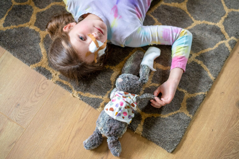 Miért üti magát a hároméves kisgyerek? Ezt minden szülőnek tudnia kell